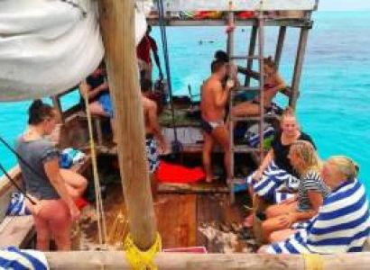 4 DAYS, 3 NIGHT ZANZIBAR BEACH HOLIDAY TOUR