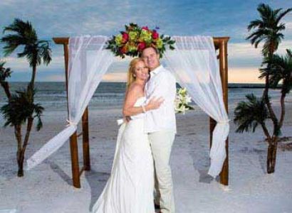 Honeymoon Island Delight Package