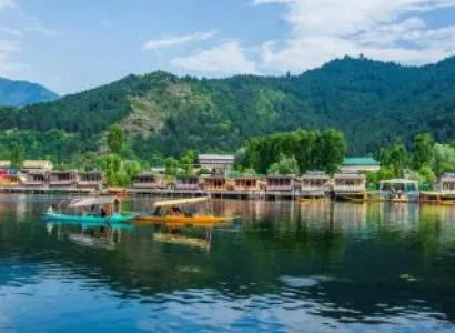 Famous Kashmir Holidays Package