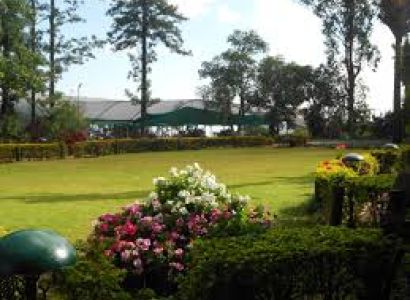 Coimbatore - Ooty - Kodaikanal - Munnar - Alleppey - Kovalam - Cochin Tour