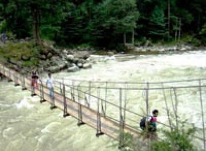 Shimla Kufri Manali Manikaran Kasol Tour