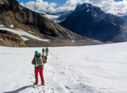 Pin Parvati Trek Tour