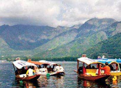 Kashmir Houseboat Tour