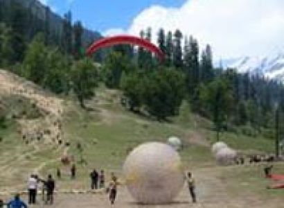 Golden Triangle with Taj & Himachal Tour