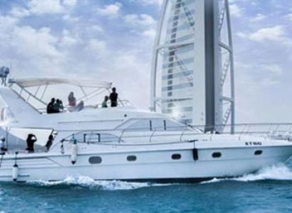 Dubai Yacht Rental Tour