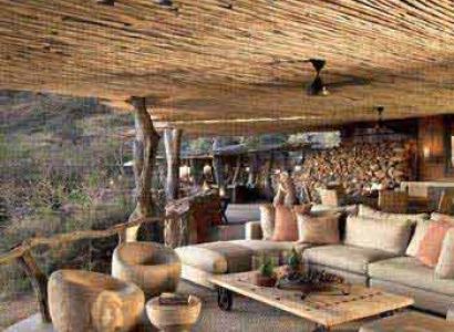 Luxury Flying Safari: Tswalu Kalahari - Mauritius Tour