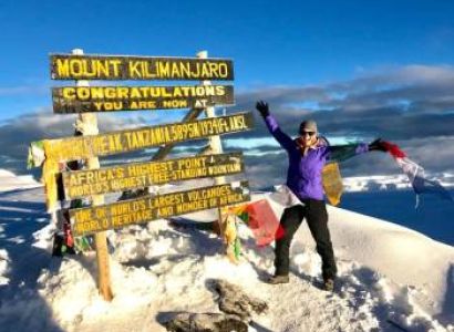 Kilimanjaro Climbing via Machame Route Adventure