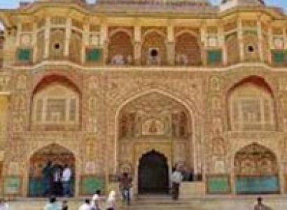 Rajasthan Forts & Palaces Tour