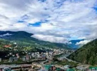 Eastern Western Bhutan Paro - Thimphu - Punakha - Bumthang- Trongsa - Phobjikha - Trashigang Tour