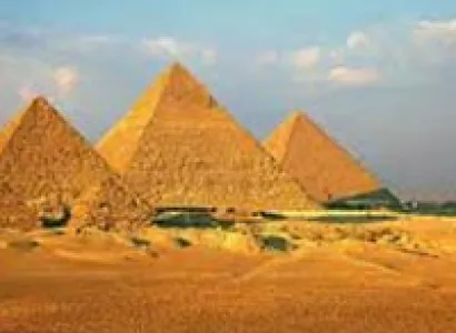 Giza Pyramids , Memphis and Sakkara Day Tour