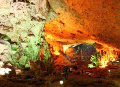 Full Day Ha Long Bay Cruise Tour