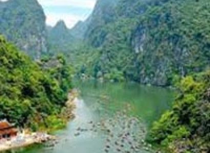 Mai Chau Valley - Cuc Phuong National Park Tour