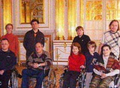 St. Petersburg for Wheelchair Travelers with Tsarskoe Selo & Amber Room Tour