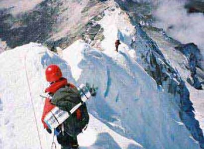Trek in the East Face of Mt. Everest Tour