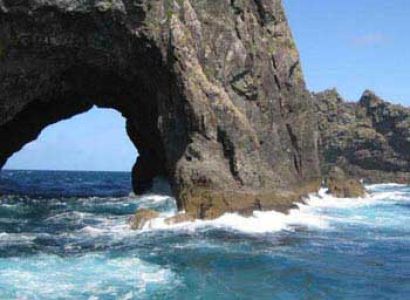 North and South Islands, with Bay of Islands Tour