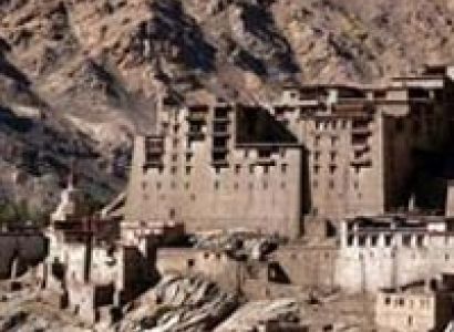 Rupshu Tsomoriri Trek Tour