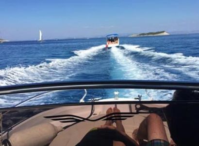 Blue Cave & Hvar - 5 Islands Tour