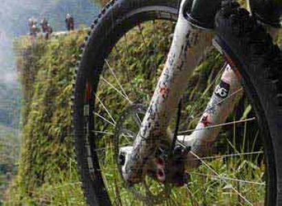 Mountain Biking Cumbre – Coroico 1 Day Tour