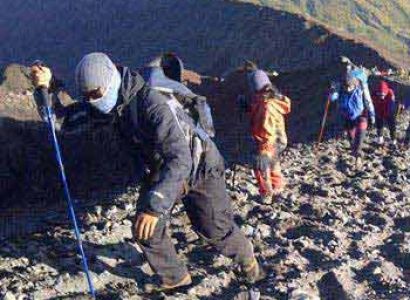 3 Days Rinjani Trekking To Summit Package