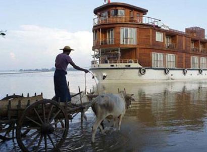 Irrawaddy River Cruise Tour Myanmar