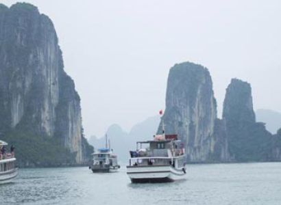 Starlight Cruises Halong Bay Tour