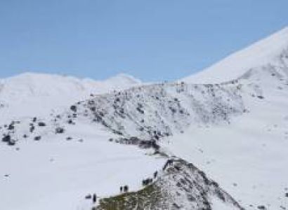 Hamta Pass Trek Package