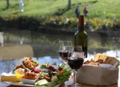 Cape Town Great Wine and Food Tour Package