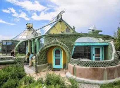 Loopspruit Wine Estate & Ndebele Village Tour