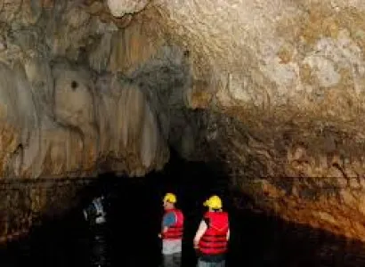 Cueva Fantasma Trek Package