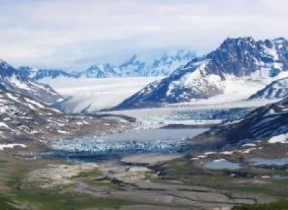 5 Day Iceberg Lake Fly-in Base Camp Package