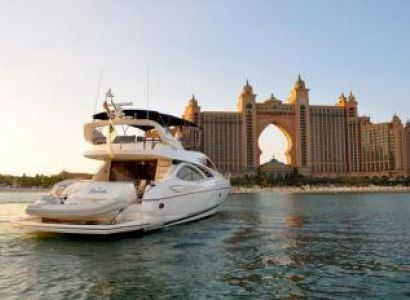 Dubai Luxury Yacht Package