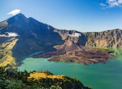 Rim Rinjani Senaru Package