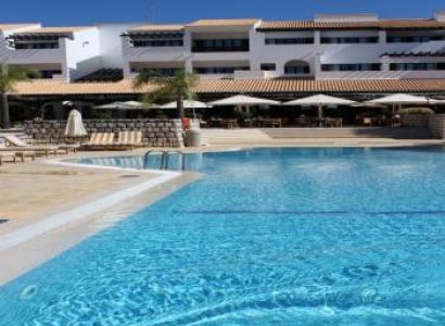 Amazing Family Friendly Holiday Rental with Pool Package