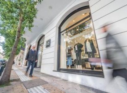 greek designers shopping walk