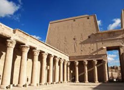 Explore Cairo and Discover the Nile Private Luxury Guided Tour Package