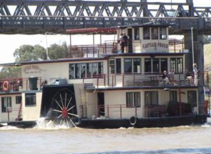 Captain Proud Paddle Boat Lunch River Murray Cruise and Adelaide Hills/hahndorf Tour.