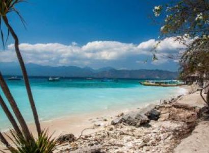 4D Lombok-Gili Honeymoon Package