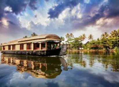 Enchanting Kerala Holiday Packages
