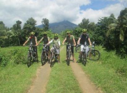 Cycling Through Unesco Heritage Package