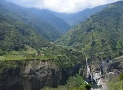 Andean Adventure + Devil's Nose Train 4-day Mini Trip