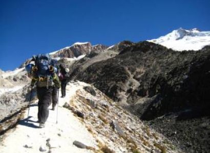 Mountaineering Around Santiago Tour
