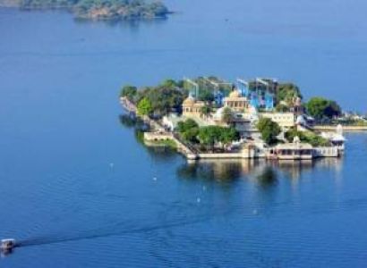 The Central of Cambodia 10 Days / 9 Nights Package