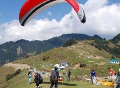 Bir Billing Paragliding Tour