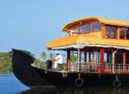 Alleppey Houseboat Tour