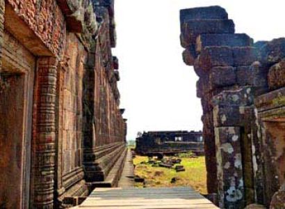 Northeastern Thailand & Southern of Laos Package Tour Package