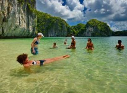 Ultimate Southeast Asia & the Majestic Mekong with Sapa, Hue & Danang - Southbound Tour