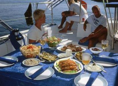 Volcano, Hot Springs, Sunset & Dinner Cruise Tour