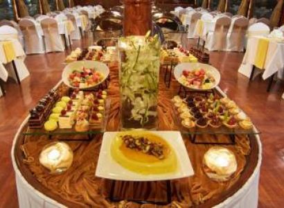 Romantic Dhow Cruise Dinner in Dubai Tour