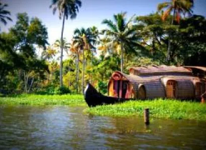 Munnar - Thekkady - Cochin Tour