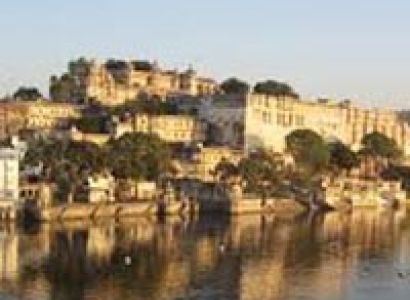 Golden Triangle With Lakes Tour